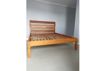 Cama Queen Size